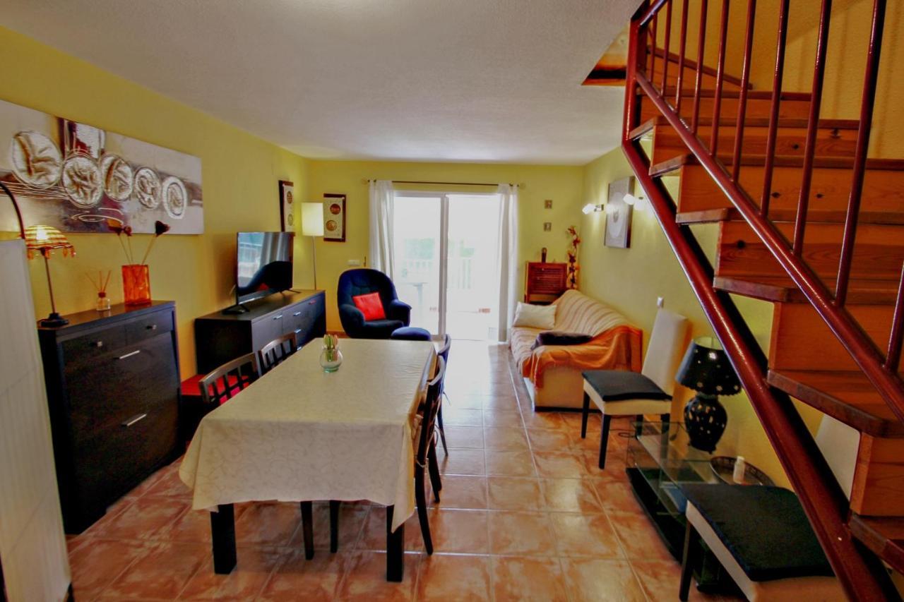 Margarida - Holiday Bungalow In Peaceful Surroundings In เบนีตาเชลล์ ภายนอก รูปภาพ